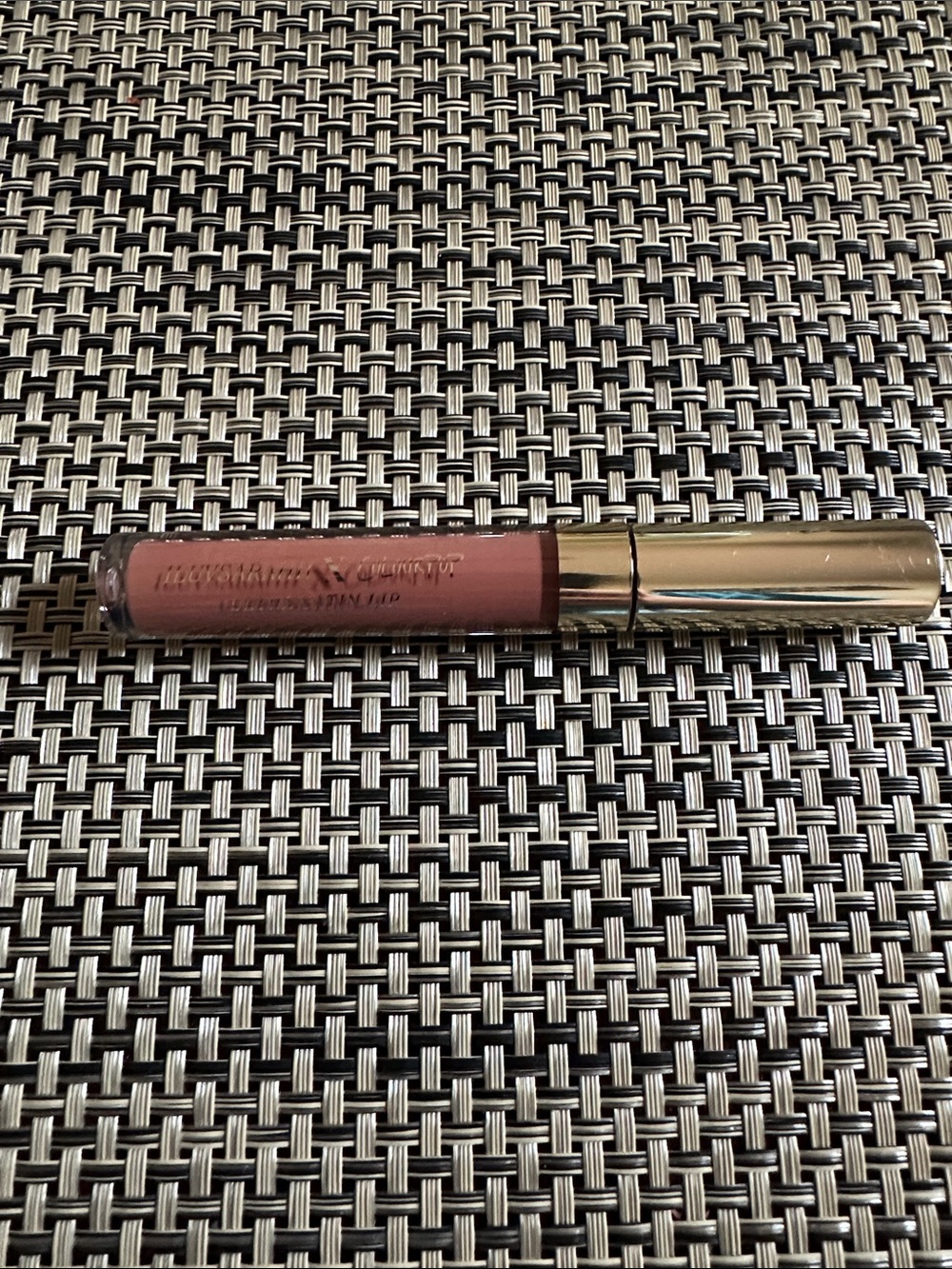 Colourpop x iluvsarahiii Ultra satin lip in 951